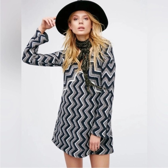 Free People Wool-Blend Chevron Patterned Black and Gray Dress - XS - Picture 2 of 13